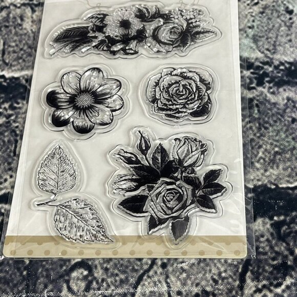 BOBUNNY FLORAL STAMPS Flowers & Leaves Clear Stamp Set #12105894 - Picture 3 of 7